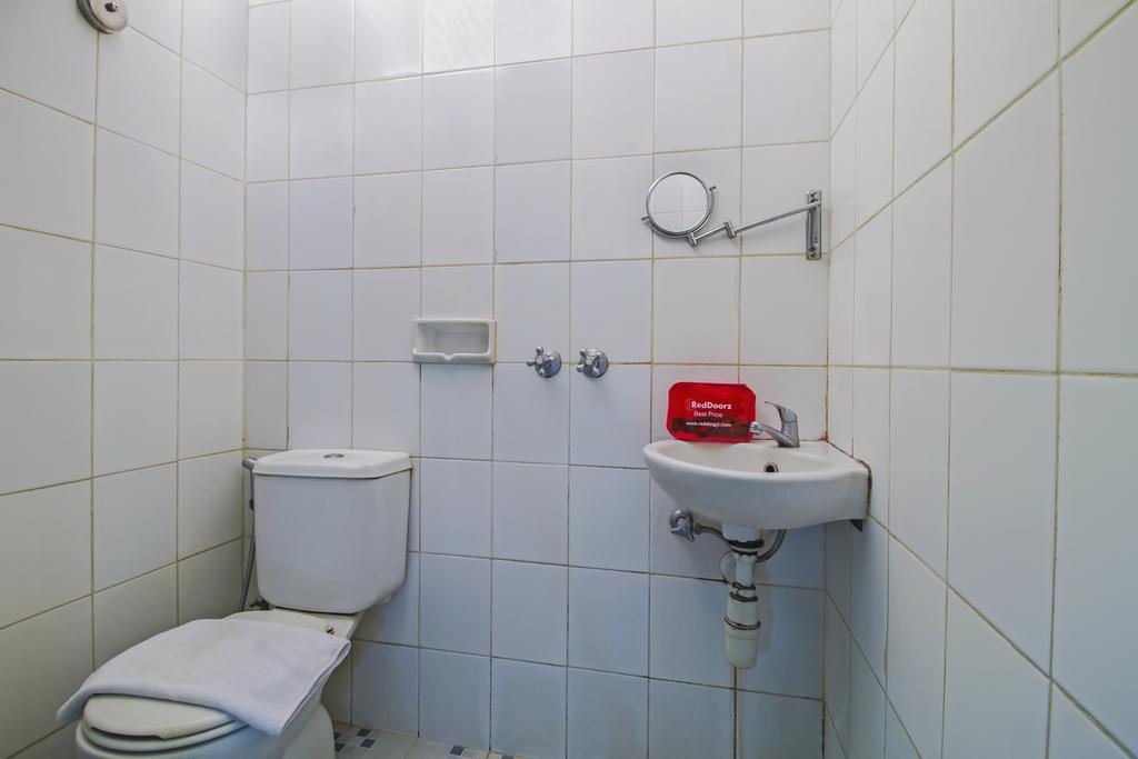 Reddoorz Plus @ Karet Setiabudi Jakarta Eksteriør billede