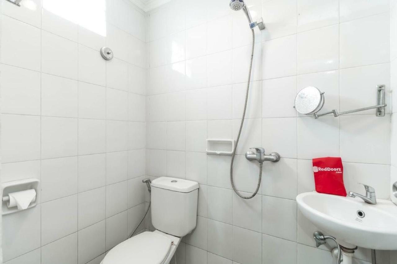 Reddoorz Plus @ Karet Setiabudi Jakarta Eksteriør billede