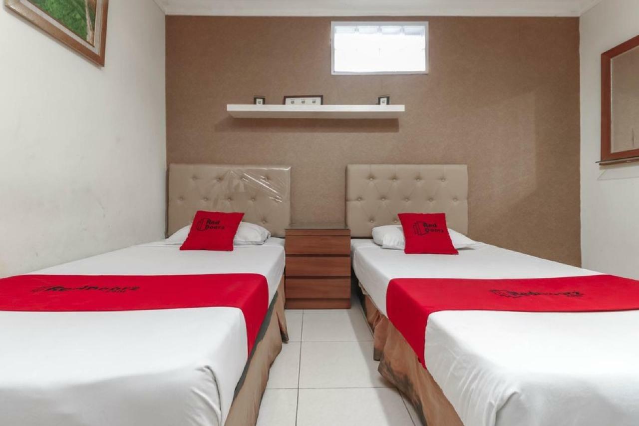 Reddoorz Plus @ Karet Setiabudi Jakarta Eksteriør billede