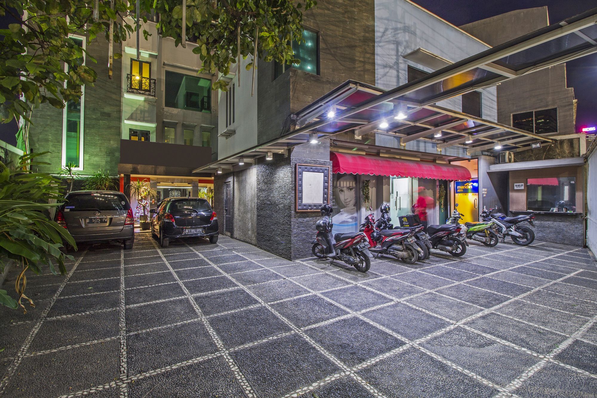 Reddoorz Plus @ Karet Setiabudi Jakarta Eksteriør billede